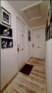 Fotografie z fotogalerie ubytování COSY CHAMBRE-SUITE climatisée v destinaci Sancoins