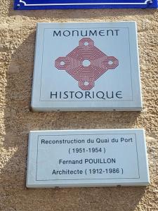 Ein Zertifikat, Auszeichnung, Logo oder anderes Dokument, das in der Unterkunft Superbe Appartement, vue Notre Dame de la Garde, Vieux port ausgestellt ist