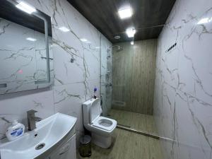 Fotografie z fotogalerie ubytování Cottages in Garni-Geghard v destinaci Goghtʼ