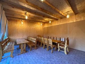 Fotografie z fotogalerie ubytování Cottages in Garni-Geghard v destinaci Goghtʼ