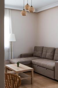 Posezení v ubytování Spacious Nest 2bd apartment next to Acropolis