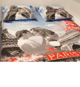 Imagem da galeria de Eiffel Tower studio with patio em Paris