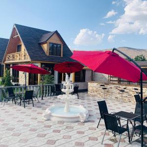 Fotografie z fotogalerie ubytování Cottages in Garni-Geghard v destinaci Goghtʼ
