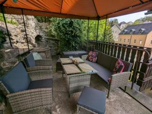 Balkón nebo terasa v ubytování Waldblickwohnung mit schöner Terrasse und Kamin
