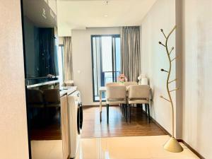 Gallery image of Once Sea View Condo in Pattaya Central