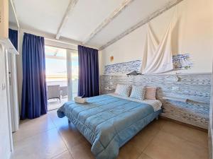 カステルサルドにあるL'onda marinaのギャラリーの写真