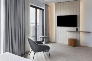 TV a/nebo společenská místnost v ubytování Fairfield by Marriott Copenhagen Nordhavn