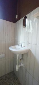 Een badkamer bij Toraja Bungin Homestay