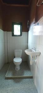 Et badeværelse på Toraja Bungin Homestay