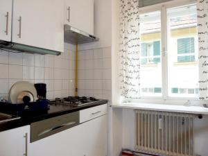 Kuchyň nebo kuchyňský kout v ubytování Apartment Jakominiplatz