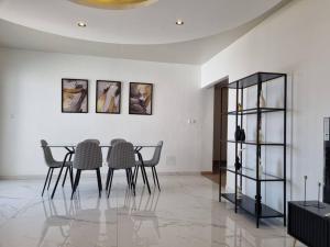 Χώρος καθιστικού στο Magnifique appartement à Dakar +10 φωτογραφίες