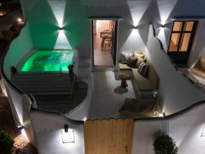 Bazén v ubytování Electra Suites & Spa nebo v jeho okolí