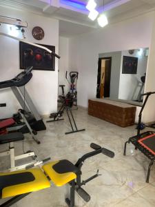 Fitness centrum a/nebo fitness zařízení v ubytování Stay with Ann