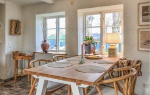 锡姆里斯港3 Bedroom Awesome Home In Simrishamn的相册照片