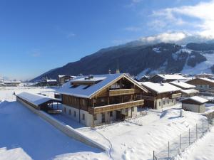Fotografia z galérie ubytovania Apartment in Hollersbach with sauna near ski area v destinácii Hollersbach im Pinzgau