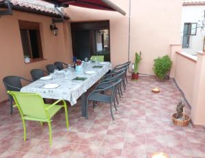 A patio or other outdoor area at Cal Vibo