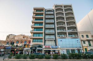 Gallery image of Pebbles Boutique Aparthotel in Sliema