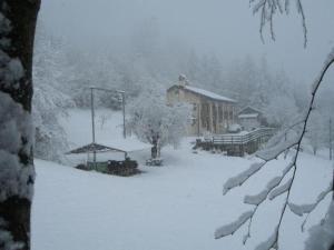 Ferienwohnung für 6 Personen ca 150 qm in San Gregorio nelle Alpi, Dolomiten žiemą