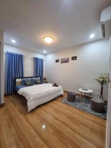 Voodi või voodid majutusasutuse The Hub Kampot toas