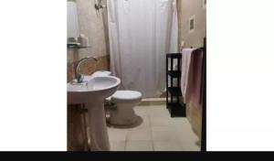 Ένα μπάνιο στο room el