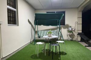 Fotografija u galeriji objekta Sabah homestay 16pax stay near Imago 15minutes strong WiFi Gathering Environment house u gradu Kota Kinabalu