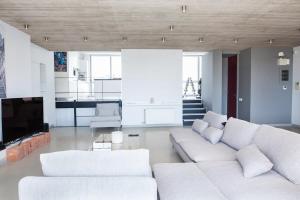 Bilde i galleriet til Penthouse with 360 View of Athens and Private Gym i Athen