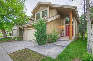 Το κτήριο όπου στεγάζεται  η παραθεριστική κατοικία