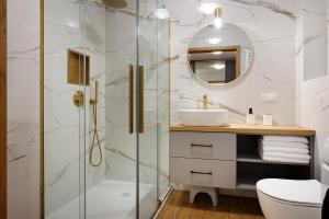 Ένα μπάνιο στο Apartament Ale Widok Cicha - Centrum z miejscem postojowym