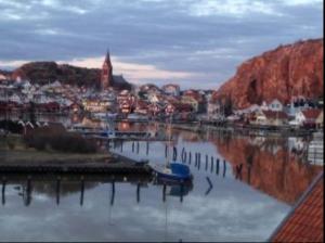 Gallery image of Lillstuga Badholmen in Fjällbacka