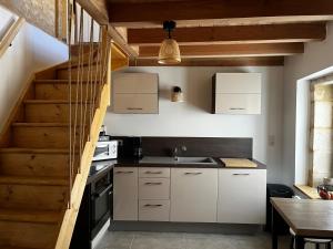 Dapur atau dapur kecil di Gite avec extérieur