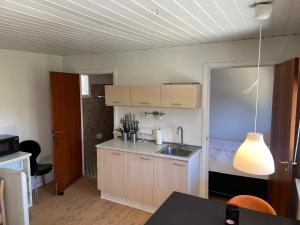 Photo de la galerie de l'établissement Marielyst Beach and downtown rooms, à Bøtø By