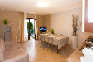 Gallery image of Residence Delle Rose in Tremosine Sul Garda