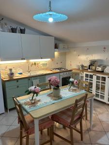 B&B - La Casa Di Campagnaにあるキッチンまたは簡易キッチン