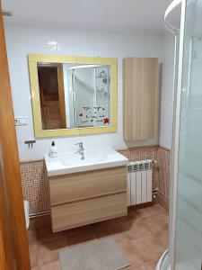 Kúpeľňa v ubytovaní Bonito adosado en zona muy tranquila