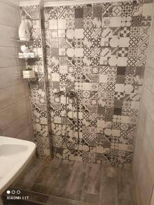 A bathroom at Crystal Cannon Apartment (Travel2Corfu)