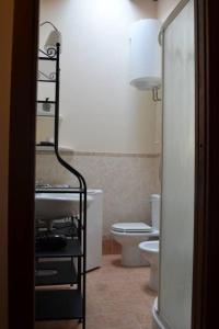 Koupelna v ubytování Ferienwohnung für 6 Personen ca 80 qm in Casalappi, Toskana Etruskische Küste