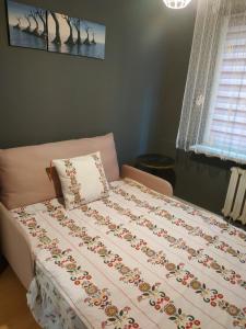 Un pat sau paturi într-o cameră la FEIDUM quarters rooms