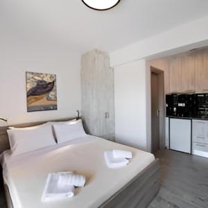 Ένα μπάνιο στο Melodia Apartments by Imagine Lefkada