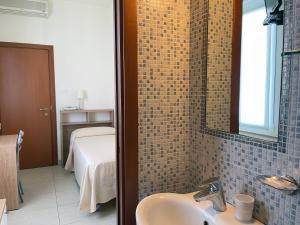 Koupelna v ubytování Hotel Majestic