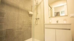 Kúpeľňa v ubytovaní Estudio con piscina en A Guarda- Pontevedra