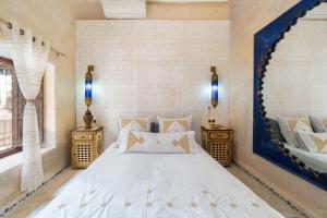 Postel nebo postele na pokoji v ubytování Riad La Fayette Bed & Breakfast