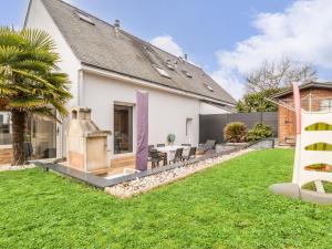 Zahrada ubytování Charmant gîte familial à La Baule avec jardin, terrasse, WiFi et équipements bébé - FR-1-306-1073