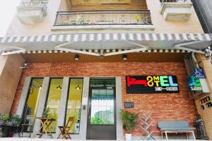 Φωτογραφία από το άλμπουμ του Douzi Hotel-Xpark. Gloria Outlets. Taoyuan MRT σε Dayuan