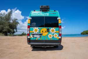 Gallery image of Van Del Sol - Stay where it moves you with Sunny in San Juan
