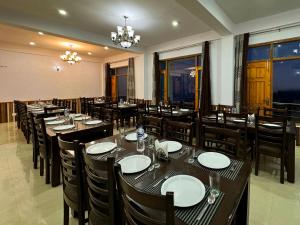 Restaurace v ubytování Hawk Eye Resort