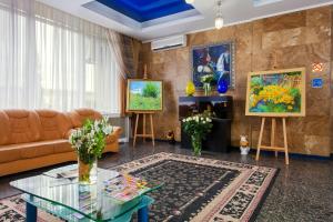 TV a/nebo společenská místnost v ubytování Conference Hotel Suputnyk