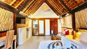Kuchyň nebo kuchyňský kout v ubytování Kies Villas Lombok