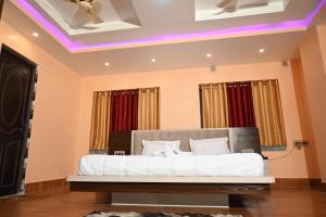 Fotografie z fotogalerie ubytování Hotel Tulusi Inn ! Bolpur, Shantiniketan v destinaci Bolpur