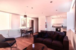 Køkken eller tekøkken på StayZeni, Alexandra Rise Manchester 2 Bed Flat