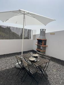 Patio nebo venkovní prostory v ubytování Casa La Asomada El Hierro